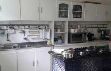 Imagem 2: Casa com 5 dormitórios à venda, 270 m² por RS 1.100.000,00 - Aleixo - Manaus-AM