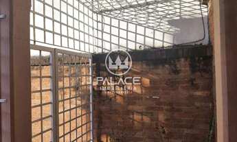 Imagem 3: Casa de rua - / Residencial / Centro