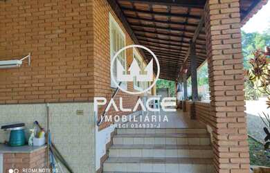 Imagem 7: Linda chácara com quadra de tênis profissional