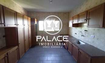 Imagem 4: Casa de rua - / Residencial / Vila Rezende