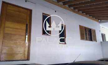 Imagem 2: Casa de rua - Térrea / Residencial / Centro