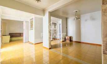 Imagem: Casa de rua - Sobrado / Residencial / Alemães