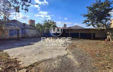 Imagem 6: Terreno comercial a venda no bairro São Judas, Piracicaba, SP. 351m² com 18 metros de fren