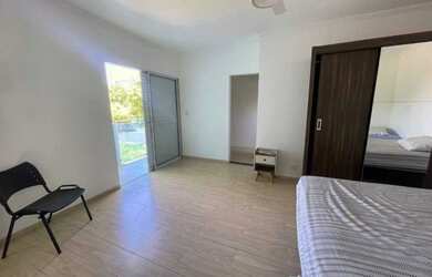 Imagem 5: Casa de rua - / Residencial / Centro