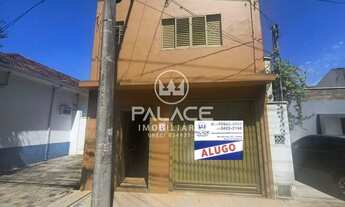 Imagem: Casa de rua / Residencial / Centro