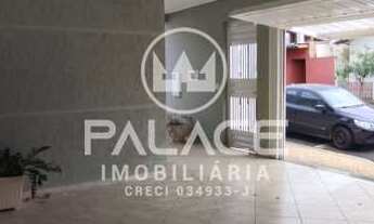 Imagem 2: Casa de rua : Térrea / Residencial / Centro