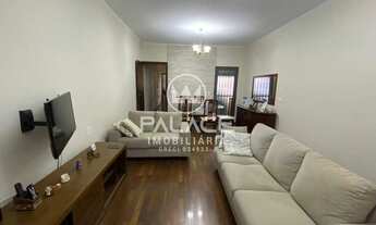 Imagem: Casa de rua / Residencial / Piracicamirim