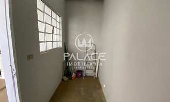 Imagem 4: Casa de rua : / Residencial / Alto