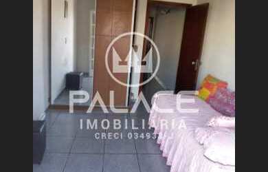 Imagem 2: Casa de rua : Sobrado / Residencial / Vila Rezende