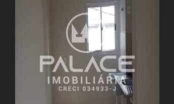 Imagem 2: Casa de rua : / Residencial / São Jorge