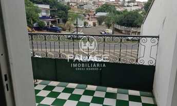 Imagem: Casa de rua Sobrado / Residencial / Centro