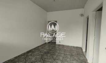 Imagem 3: Casa de rua : / Residencial / Alto