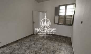 Imagem 7: Casa de rua : / Residencial / Alto