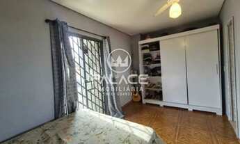 Imagem 4: Casa de rua : / Residencial / Santa Terezinha