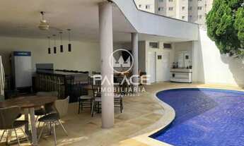 Imagem: Casa de rua Térrea / Residencial / Centro