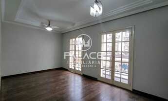 Imagem 6: Casa de rua : / Residencial / Alto