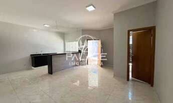 Imagem: Casa de rua Térrea / Residencial / Água