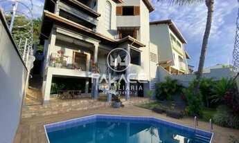 Imagem 2: Casa de rua : Térrea / Residencial / Centro