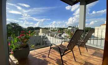 Imagem: Casa de rua Térrea / Residencial / Centro