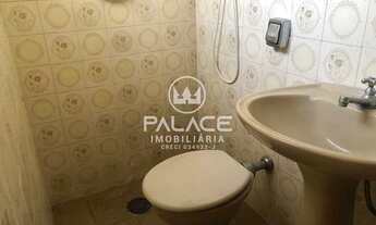 Imagem 5: Casa de rua : / Residencial / Alto