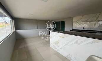 Imagem 4: Casa de rua : Sobrado / Residencial / Santa Terezinha