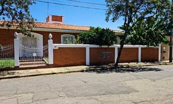 Imagem: Casa com 4 dormitórios à venda, 353 m²