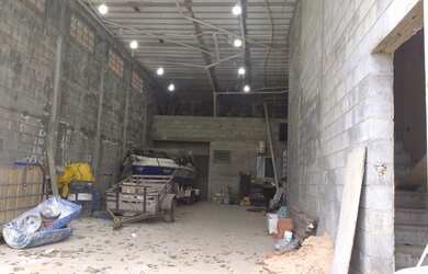 Imagem 3: Barracão, 150 m² - venda por RS 400.000,00 ou aluguel por RS 2.620,00-mês - Conjunto Resid