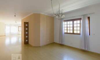 Imagem 4: Casa à Venda - Água Fria, 3 Quartos, 325 m2