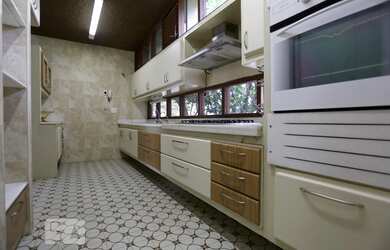 Imagem 7: Casa à Venda - Cidade São Francisco , 4 Quartos, 1000 m2