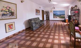 Imagem: Casa à Venda - Água Branca, 3 Quartos