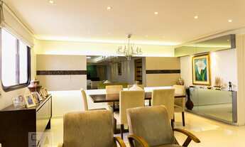 Imagem 7: Apartamento à Venda - Aclimação, 4 Quartos, 250 m2