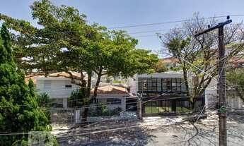 Imagem 6: Casa à Venda - Alto de Pinheiros, 2 Quartos, 300 m2
