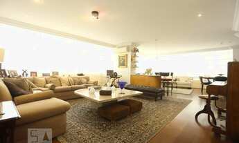 Imagem 2: Apartamento à Venda - Santa Cecília, 3 Quartos, 240 m2