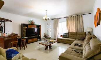 Imagem 2: Casa à Venda - Jardim Santa Helena, 4 Quartos, 420 m2