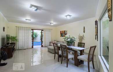 Imagem 4: Casa à Venda - Chácara Inglesa, 3 Quartos, 230 m2