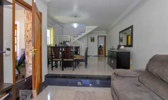 Imagem: Casa à Venda - Água Fria, 3 Quartos, 157