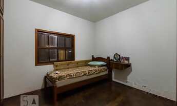 Imagem 6: Casa à Venda - Bosque da Saúde, 3 Quartos, 220 m2