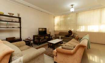 Imagem 6: Casa à Venda - Sumaré, 4 Quartos, 200 m2