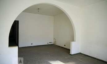 Imagem 3: Casa à Venda - Bom Retiro, 6 Quartos, 200 m2