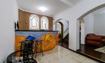 Imagem: Casa à Venda - Saúde, 6 Quartos, 450 m2