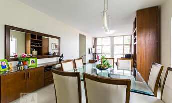 Imagem 2: Casa à Venda - Bosque da Saúde, 5 Quartos, 336 m2