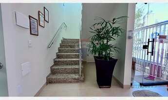 Imagem 3: Espaço Comercial Moderno no Centro de Porto Seguro — Ideal para Profissionais da Saúde