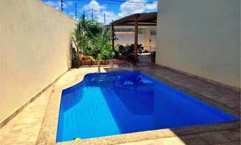 Imagem: Aluguel Casa com Piscina, 3 Quartos e Localização