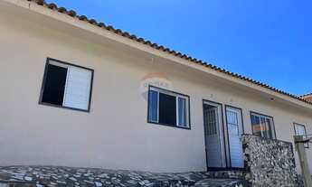 Imagem 2: Casa 3 em 1: Duas Casas Geminadas, Depósito Espaçoso e Muito Mais!