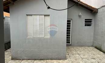 Imagem 7: Casa á venda em salto de Pirapora com 2 quartos 1 banheiro 1 edícula com 1 quarto e 1 banh