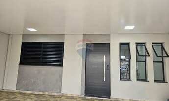 Imagem 2: Casa com piscina à venda no Jd San Rafael - Salto de Pirapora-SP