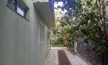 Imagem 4: Casa com 4 quartos, 1 suíte, 6 banheiros e salão comercial. Localizada no Central Parque S