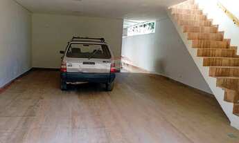 Imagem 2: SOBRADO COM ESPAÇO COMERCIAL Á VENDA