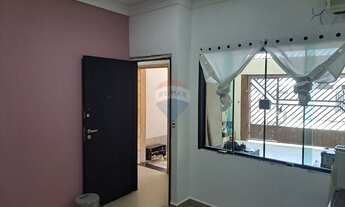 Imagem 3: Casa Moderna em Sorocaba: Conforto e Praticidade