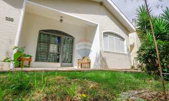 Imagem 2: Casa Ampla e Confortável com Preço Reduzido!